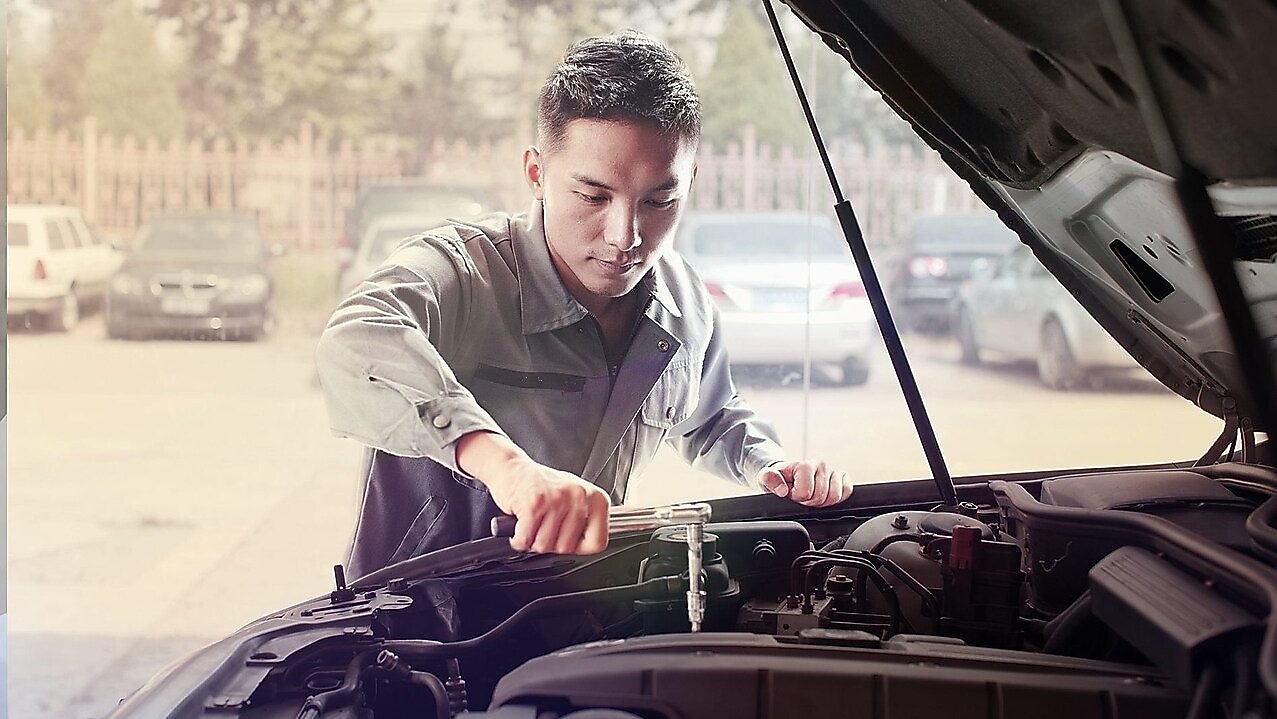 La manutenzione del motore