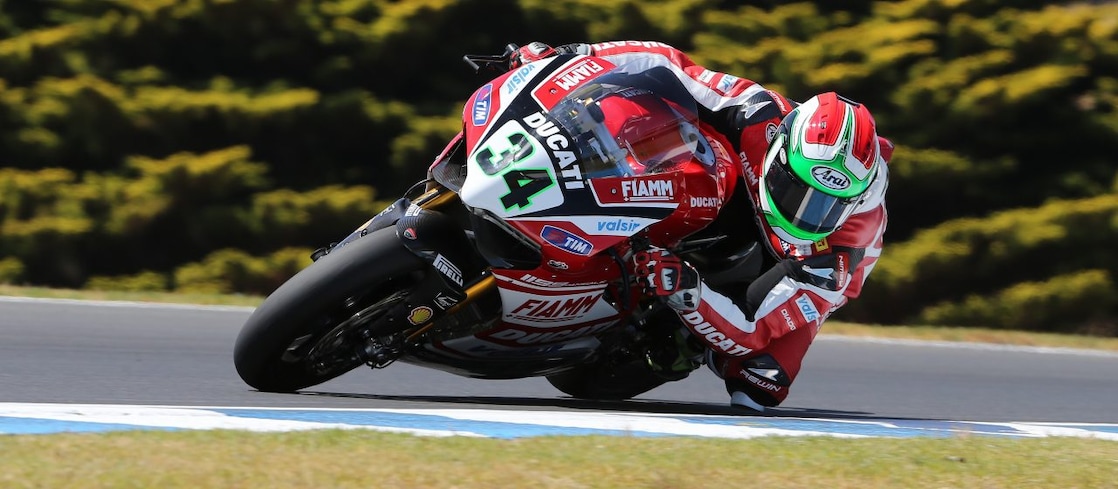 Oli motore per motocicli Shell Advance