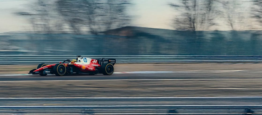 Immagine Ferrari F1 in pista 2026
